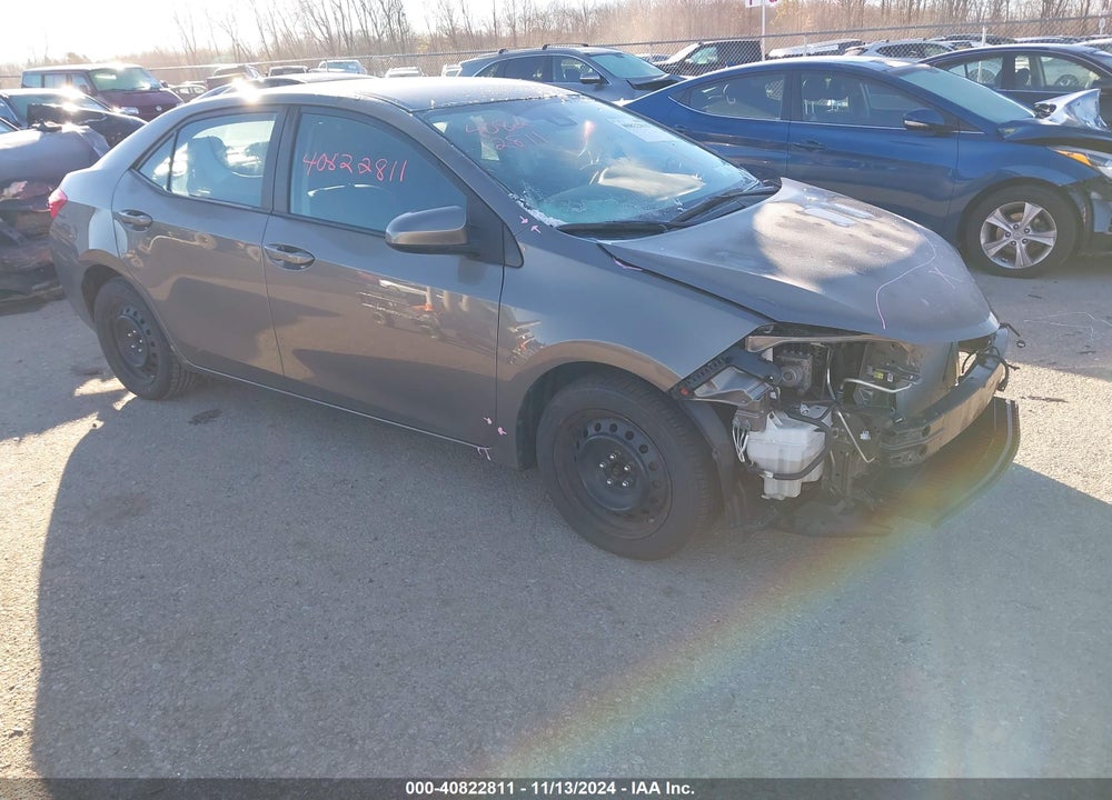 2018 TOYOTA COROLLA LE VIN: 2T1BURHE0JC032875