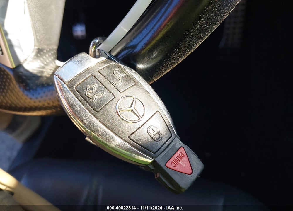 2013 MERCEDES-BENZ C 300 VIN: WDDGF8ABXDR258576