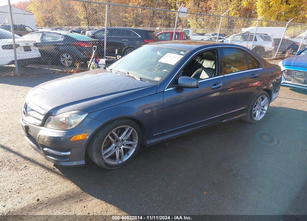 2013 MERCEDES-BENZ C 300 VIN: WDDGF8ABXDR258576