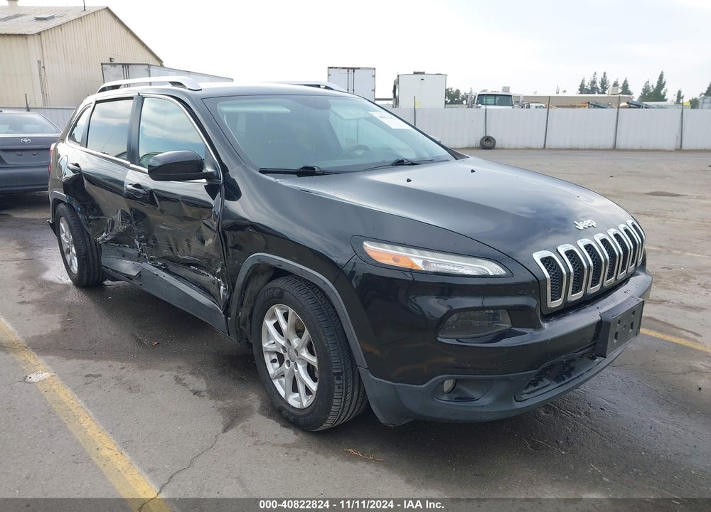 2015 JEEP CHEROKEE LATITUDE VIN: 1C4PJLCSXFW712192