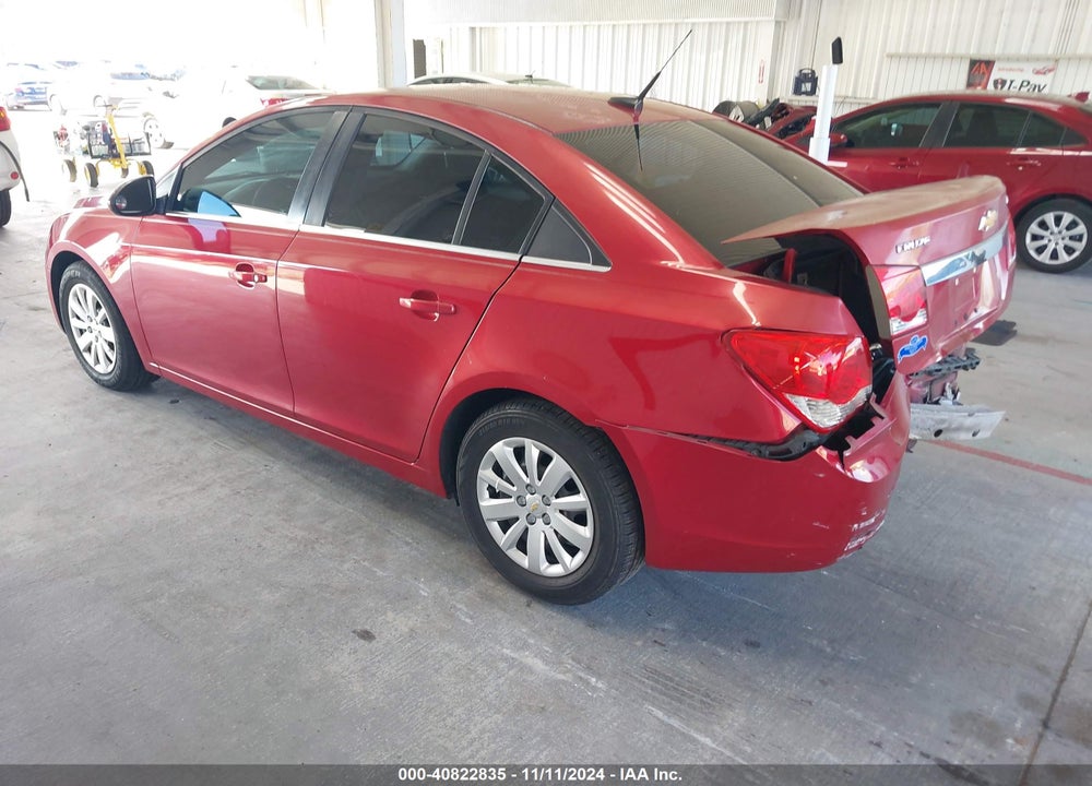 2011 CHEVROLET CRUZE 1LT VIN: 1G1PF5S97B7137414