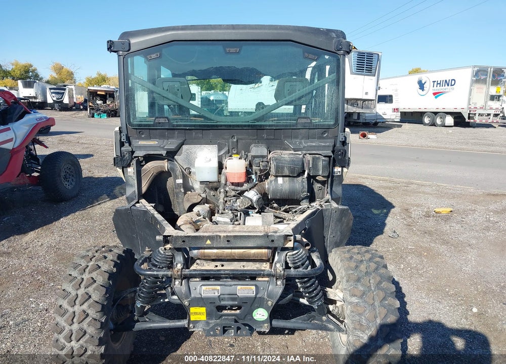 2024 CAN-AM DEFENDER MAX VIN: 3JBUUAX42RK007268