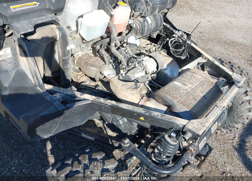 2024 CAN-AM DEFENDER MAX VIN: 3JBUUAX42RK007268