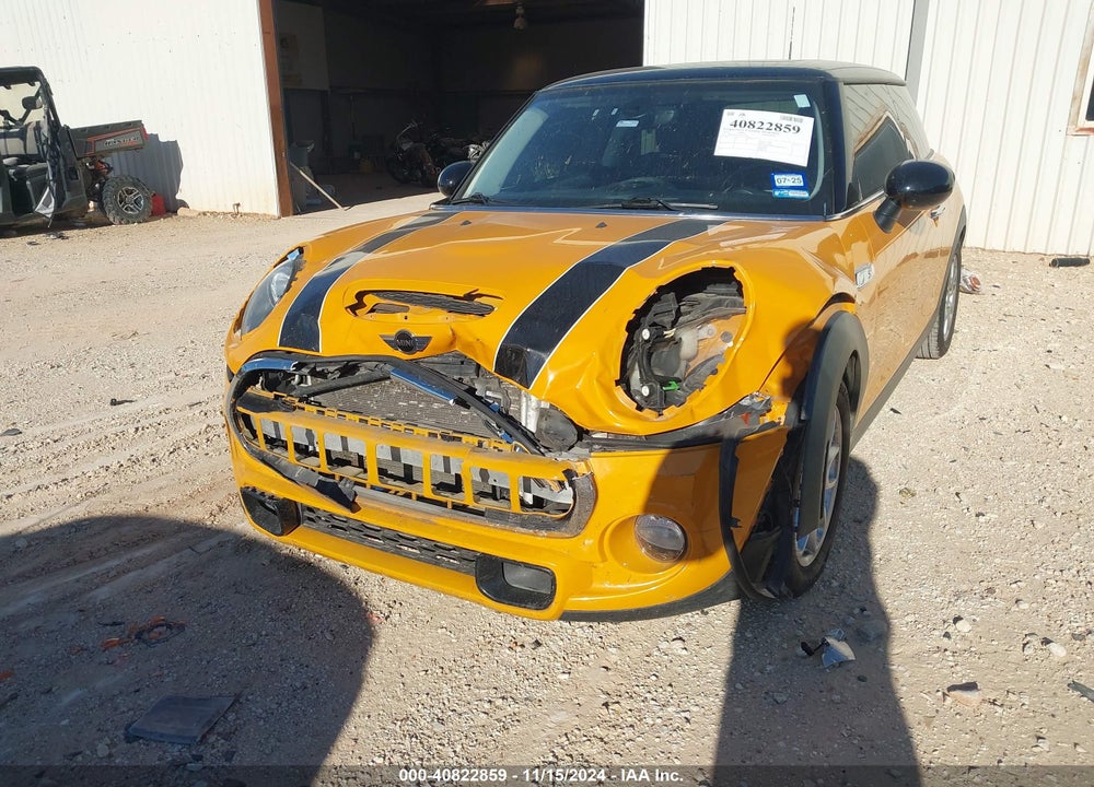 2015 MINI HARDTOP VIN: WMWXP7C5XF2A39816