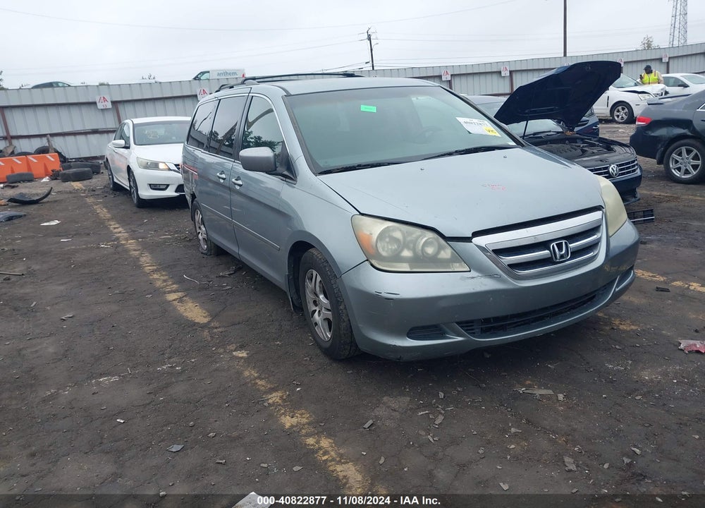 2005 HONDA ODYSSEY EX VIN: 5FNRL38435B135229