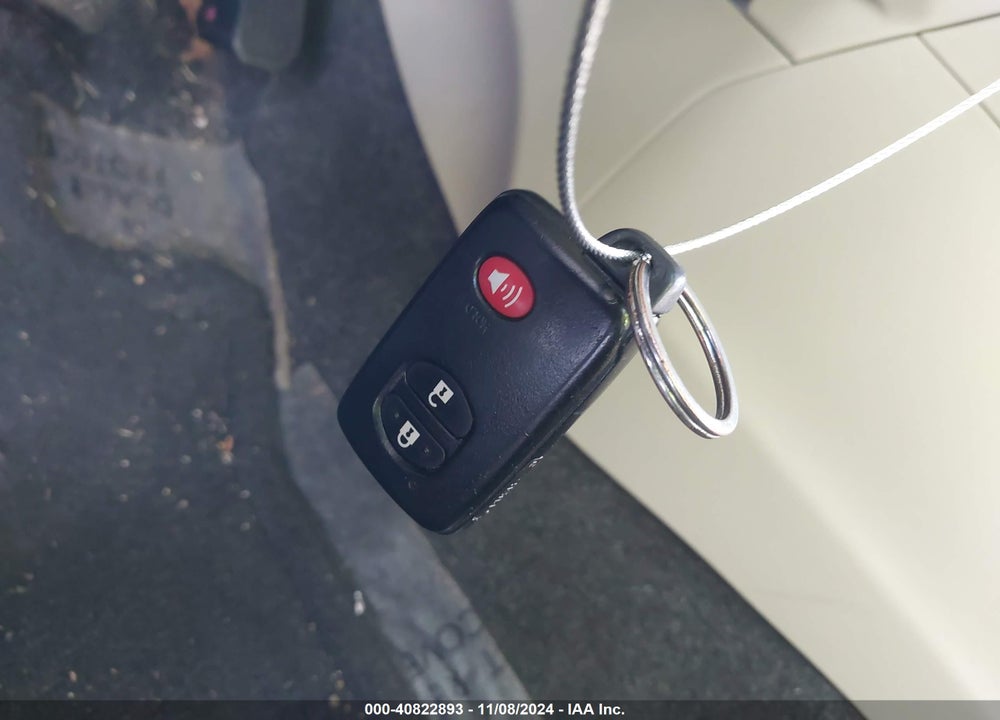 2012 TOYOTA PRIUS V FIVE VIN: JTDZN3EU2C3039889