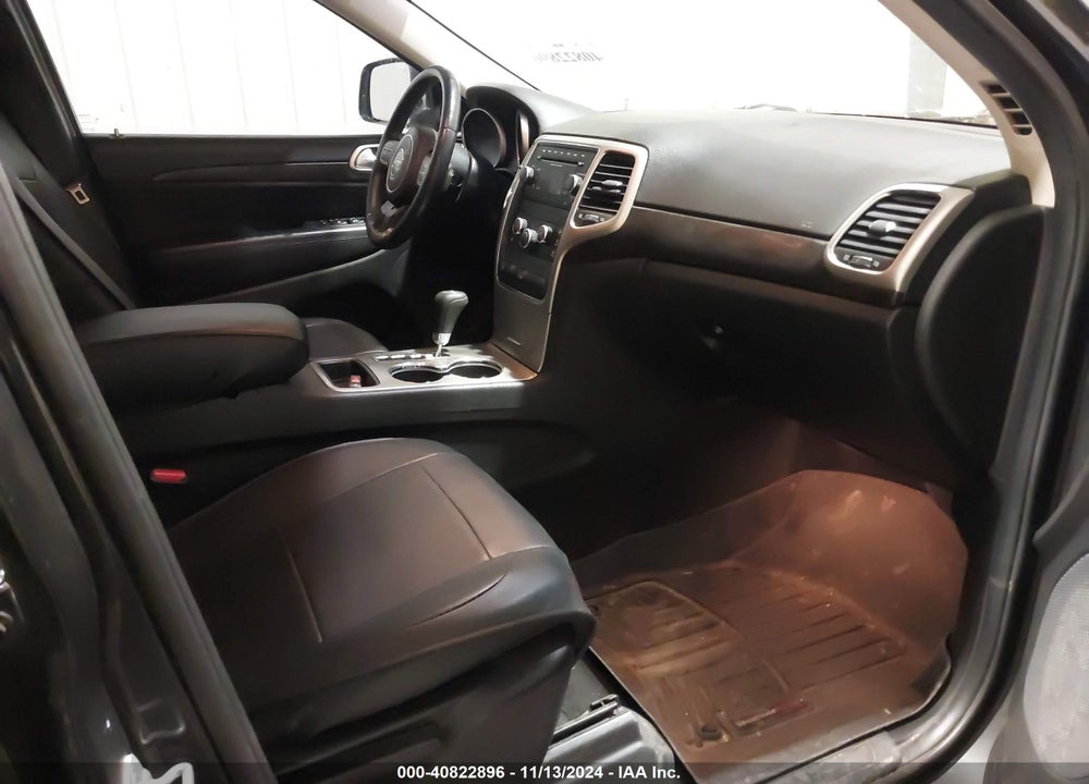 2013 JEEP GRAND CHEROKEE VIN: 1C4RJFAG0DC507133