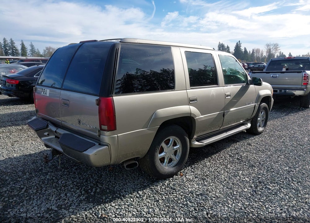 2000 CADILLAC ESCALADE STANDARD VIN: 1GYEK13R1YR131178