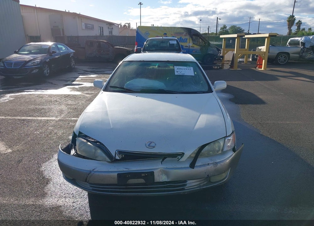 1997 LEXUS ES 300 VIN: JT8BF22G0V0077583