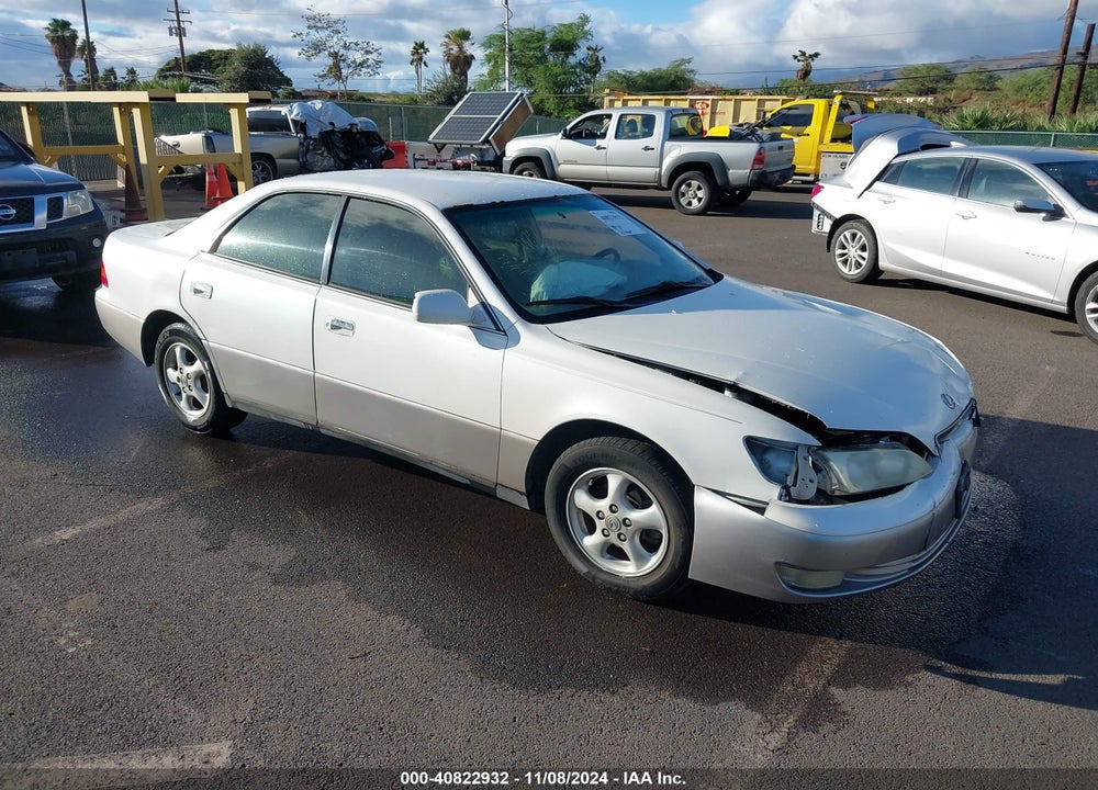 1997 LEXUS ES 300 VIN: JT8BF22G0V0077583
