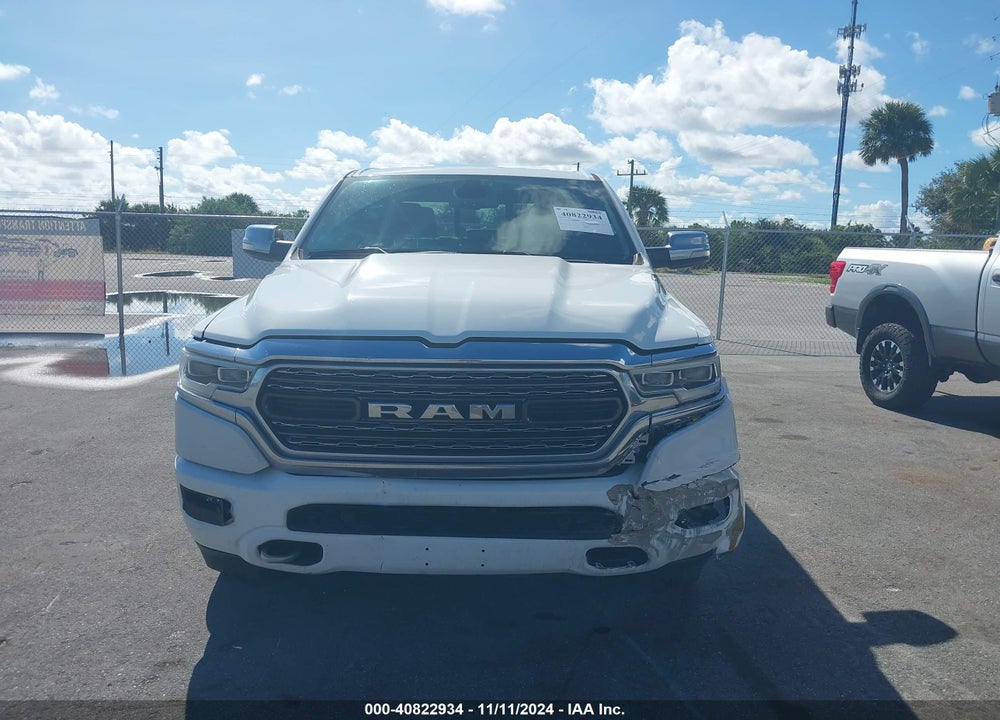 2020 RAM 1500 LIMITED 4X4 5'7 BOX VIN: 1C6SRFHT3LN414341