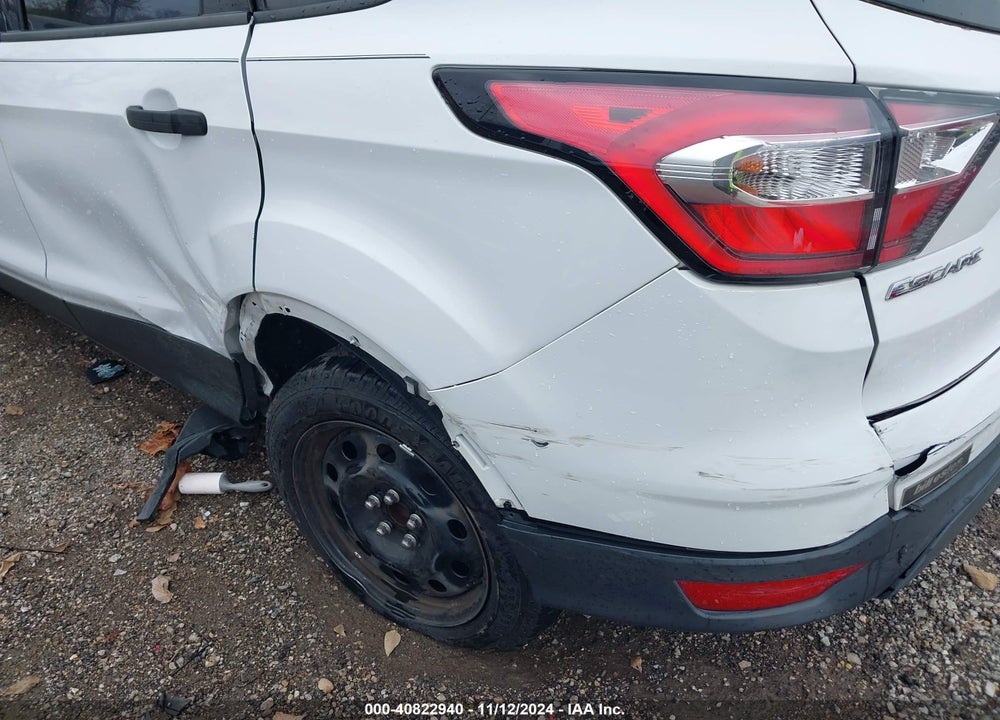 2017 FORD ESCAPE S VIN: 1FMCU0F79HUA37456