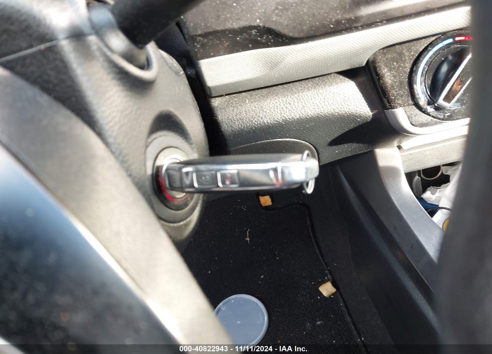 2023 KIA SELTOS LX VIN: KNDEPCAA7P7380708