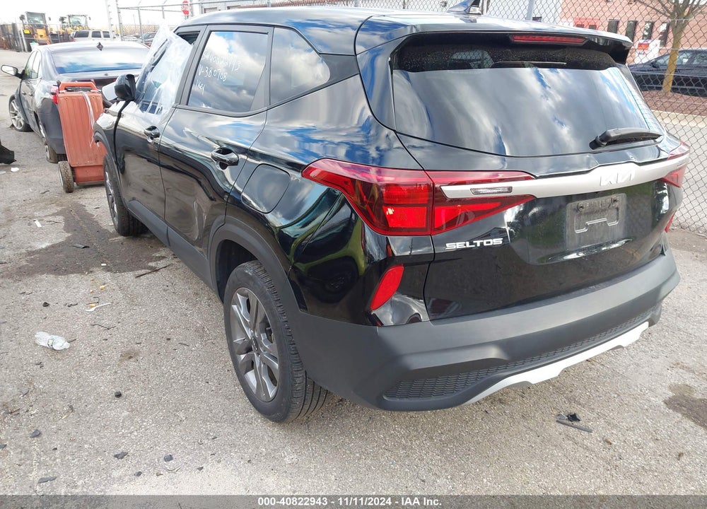 2023 KIA SELTOS LX VIN: KNDEPCAA7P7380708