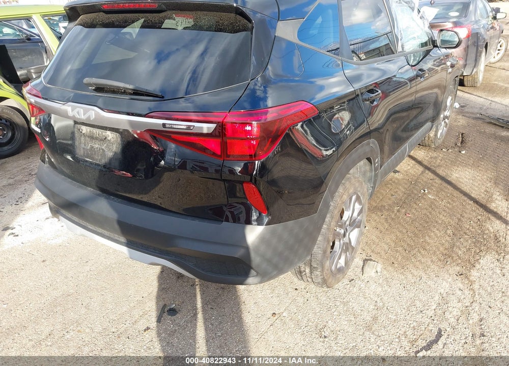 2023 KIA SELTOS LX VIN: KNDEPCAA7P7380708