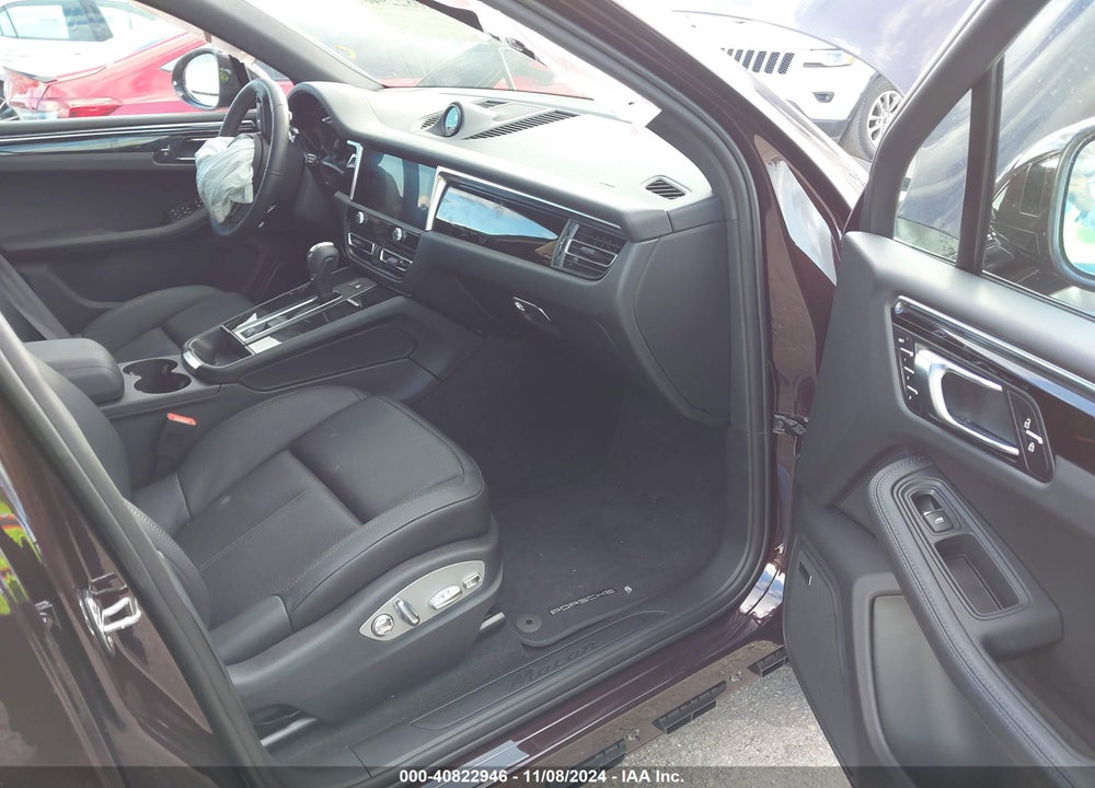2024 PORSCHE MACAN T VIN: WP1AA2A55RLB19681