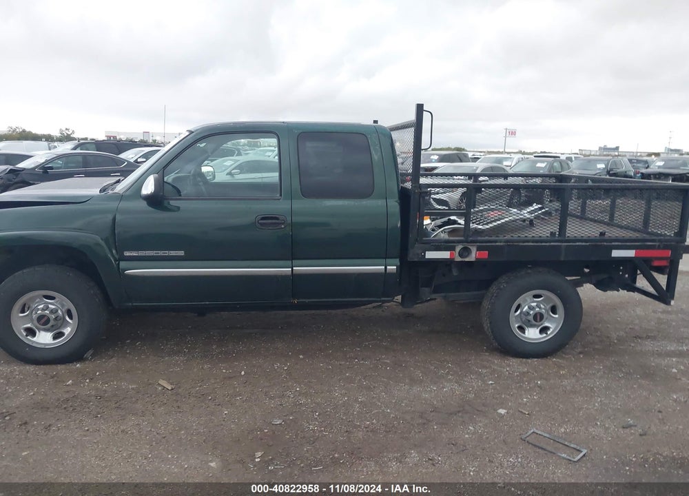2001 GMC SIERRA 2500HD SLE VIN: 1GTHC29U71E178276