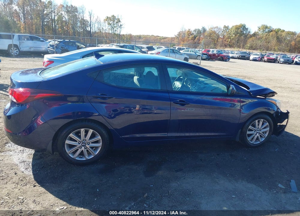 2014 HYUNDAI ELANTRA SE VIN: 5NPDH4AE9EH538489