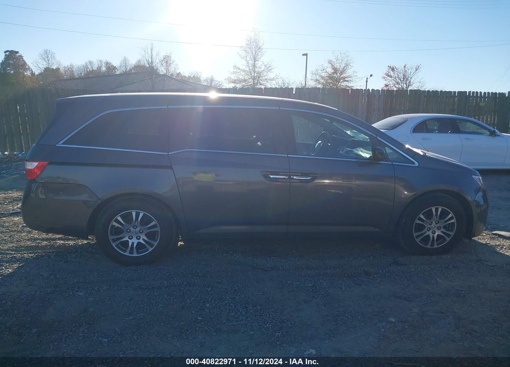 2011 HONDA ODYSSEY EX-L VIN: 5FNRL5H68BB079829