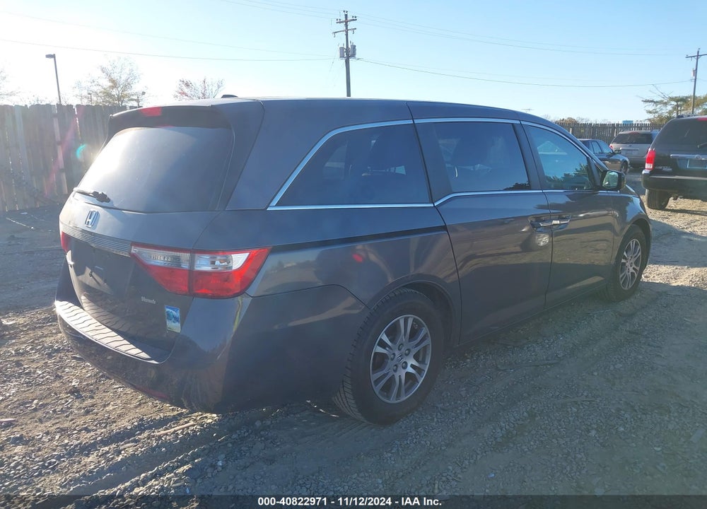 2011 HONDA ODYSSEY EX-L VIN: 5FNRL5H68BB079829