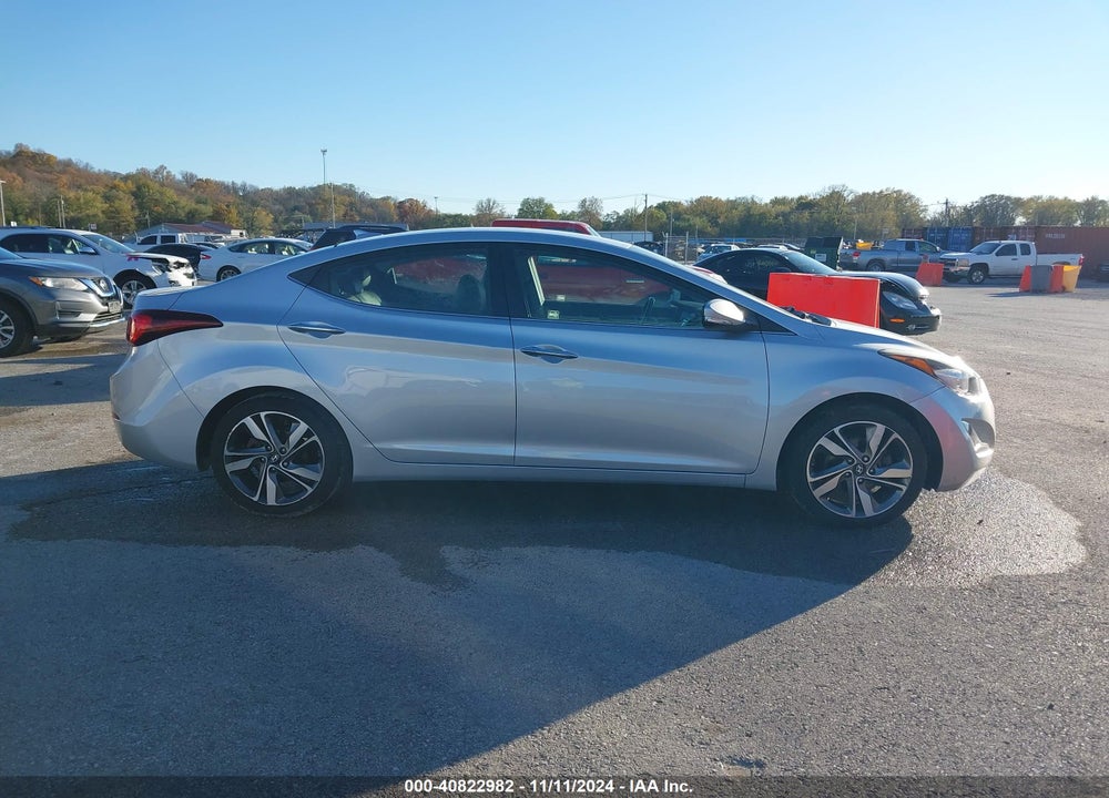 2014 HYUNDAI ELANTRA VIN: 5NPDH4AEXEH512838