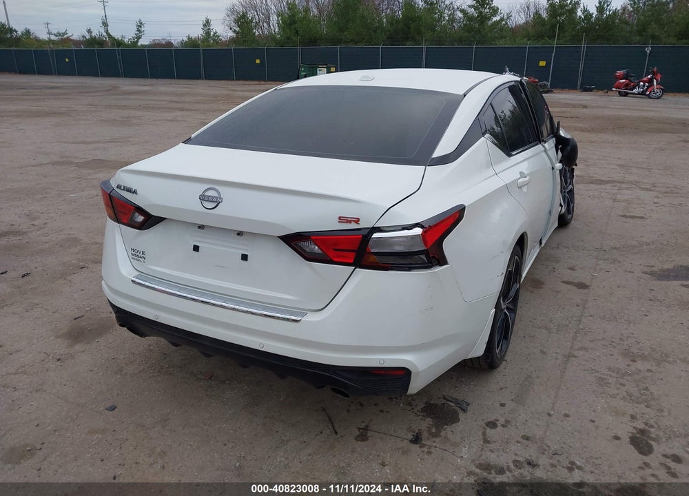 2023 NISSAN ALTIMA SR FWD VIN: 1N4BL4CV8PN302623