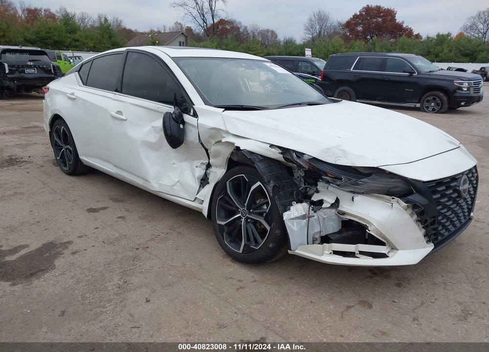 2023 NISSAN ALTIMA SR FWD VIN: 1N4BL4CV8PN302623