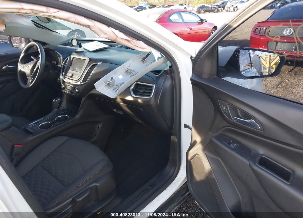 2019 CHEVROLET EQUINOX VIN: 2GNAXUEV4K6121367