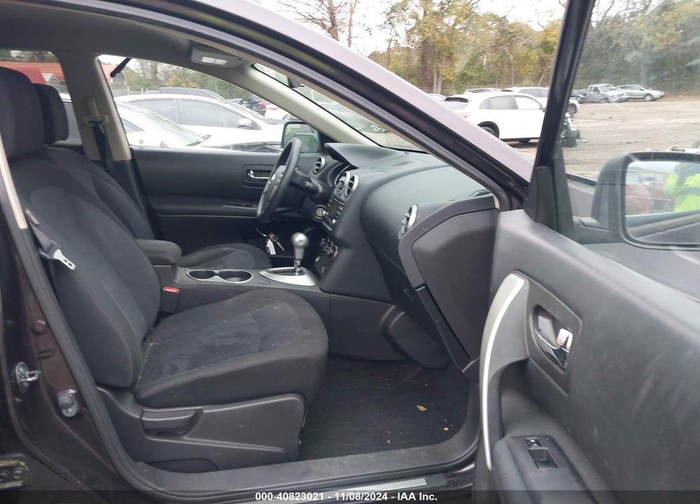 2015 NISSAN ROGUE SELECT S VIN: JN8AS5MT3FW656025