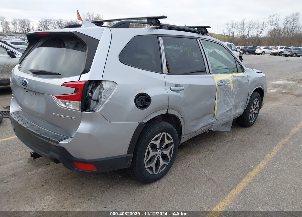 2019 SUBARU FORESTER PREMIUM VIN: JF2SKAEC9KH433348