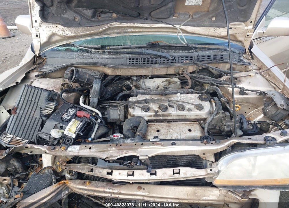 2001 HONDA ACCORD 2.3 LX VIN: 1HGCG56471A018833