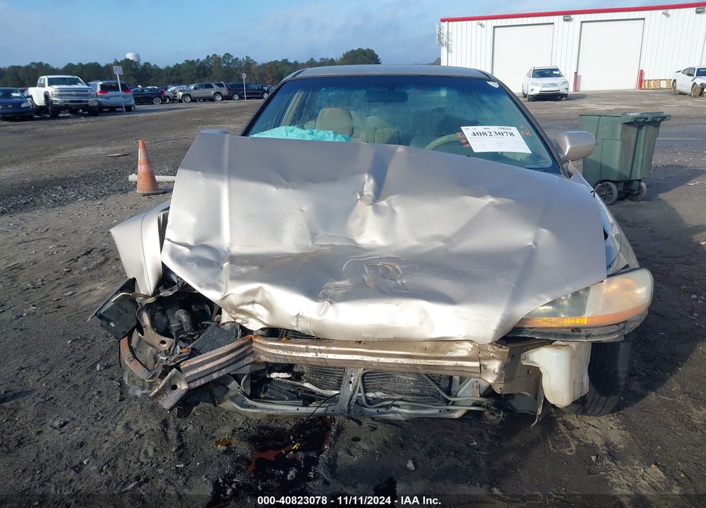 2001 HONDA ACCORD 2.3 LX VIN: 1HGCG56471A018833