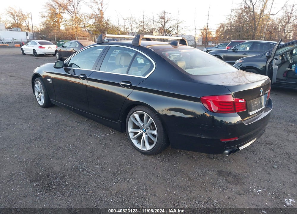2012 BMW 528I XDRIVE VIN: WBAXH5C52CDW02372