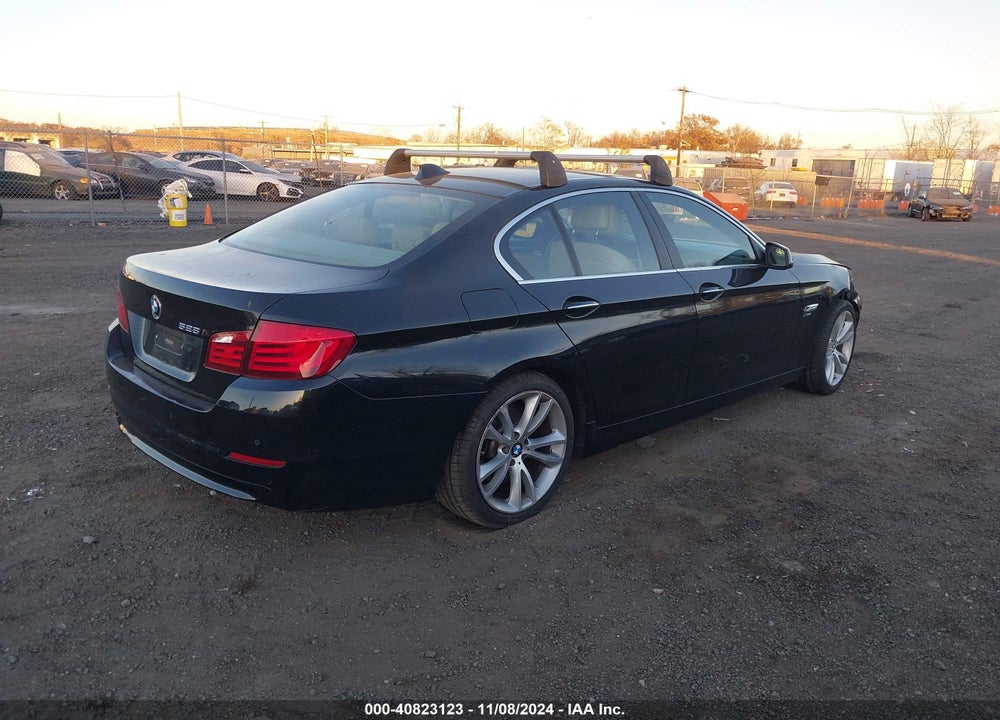 2012 BMW 528I XDRIVE VIN: WBAXH5C52CDW02372
