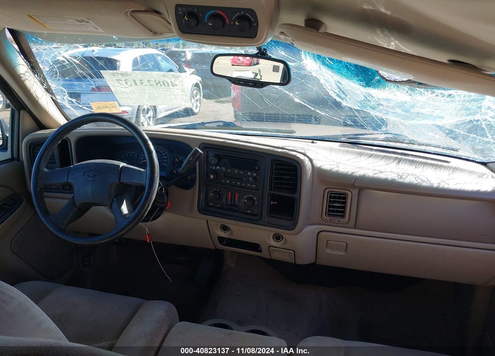 2004 CHEVROLET TAHOE LS VIN: 1GNEC13ZX4R235169
