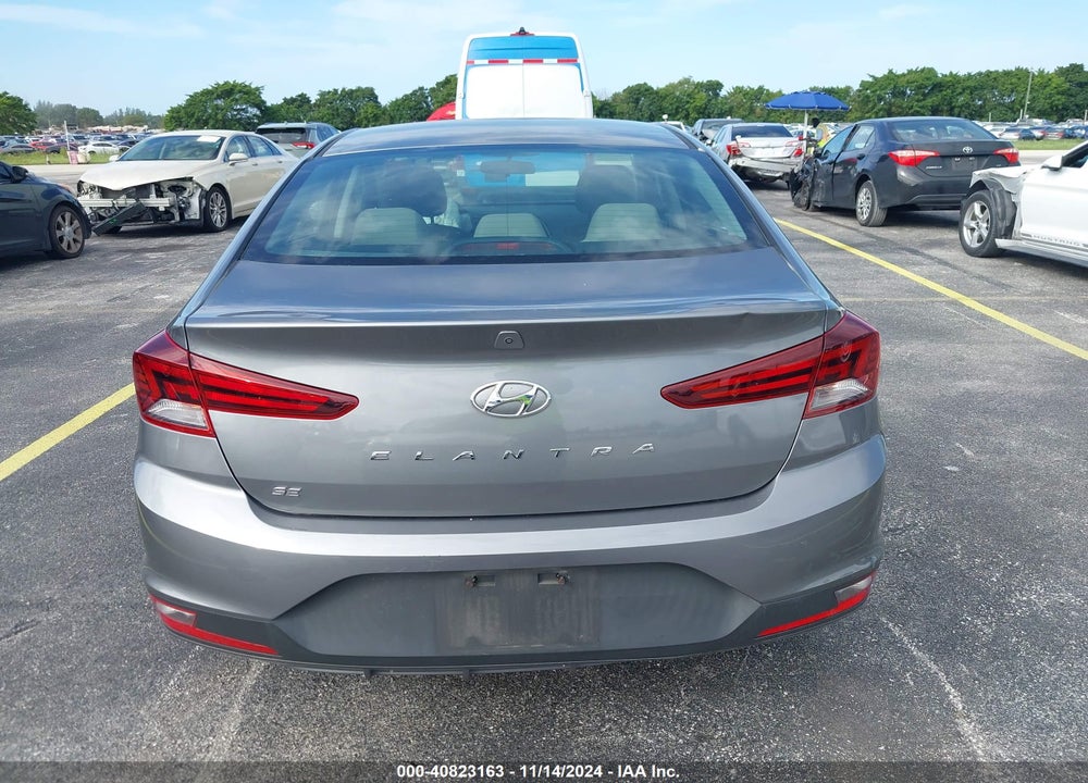 2019 HYUNDAI ELANTRA SE VIN: 5NPD74LF3KH487138