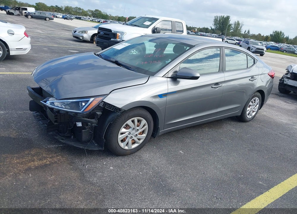 2019 HYUNDAI ELANTRA SE VIN: 5NPD74LF3KH487138