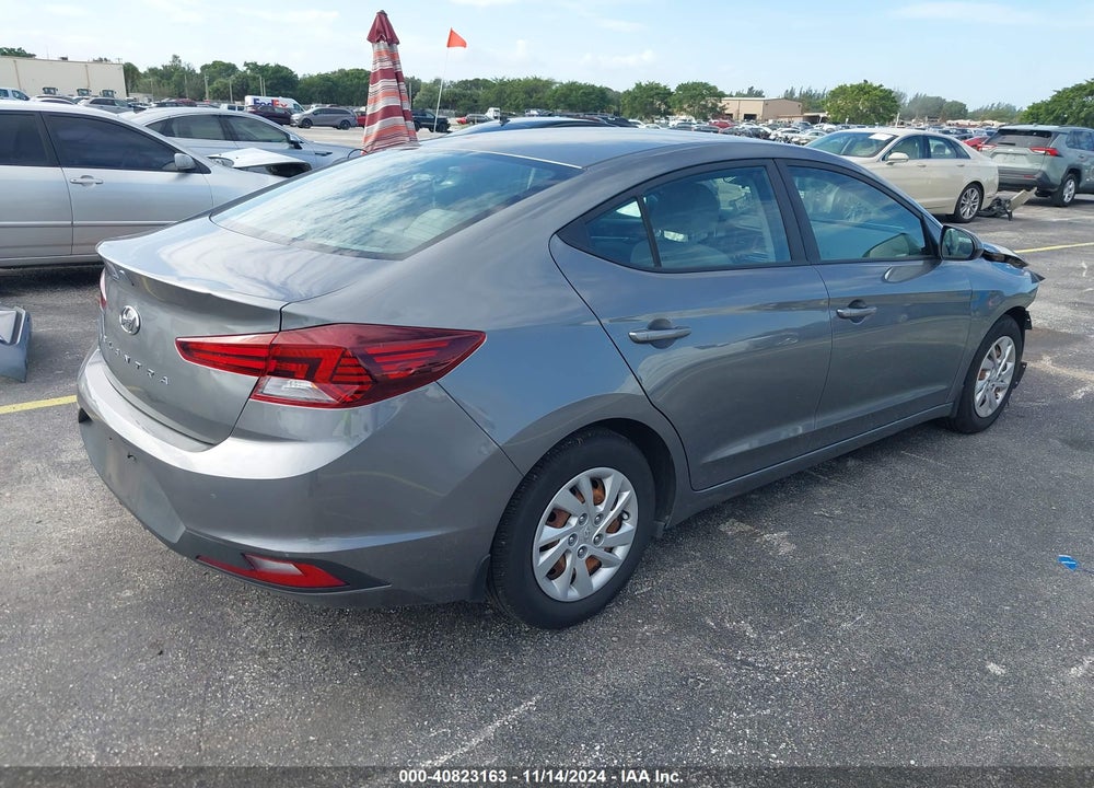 2019 HYUNDAI ELANTRA SE VIN: 5NPD74LF3KH487138