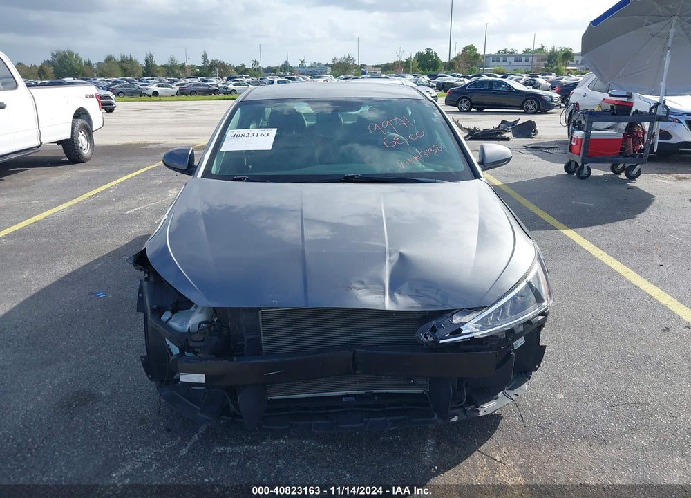 2019 HYUNDAI ELANTRA SE VIN: 5NPD74LF3KH487138