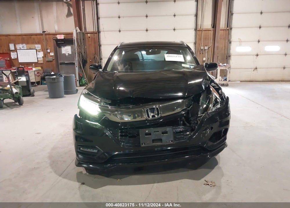 2019 HONDA HR-V TOURING VIN: 3CZRU6H91KM715820