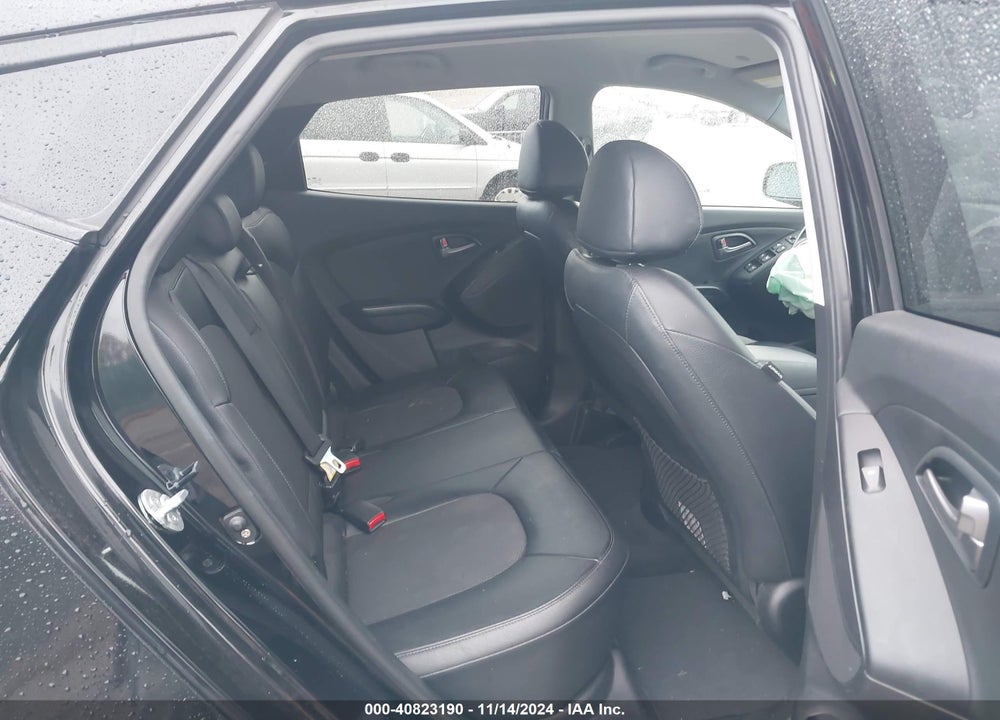 2015 HYUNDAI TUCSON SE VIN: KM8JU3AG0FU110744