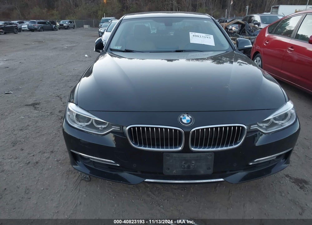 2013 BMW 3 SERIES VIN: WBA3C1C51DF439015