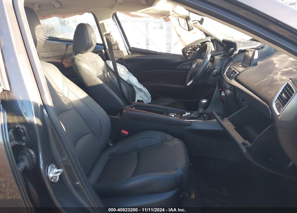 2017 MAZDA MAZDA3 VIN: 3MZBN1M31HM149642