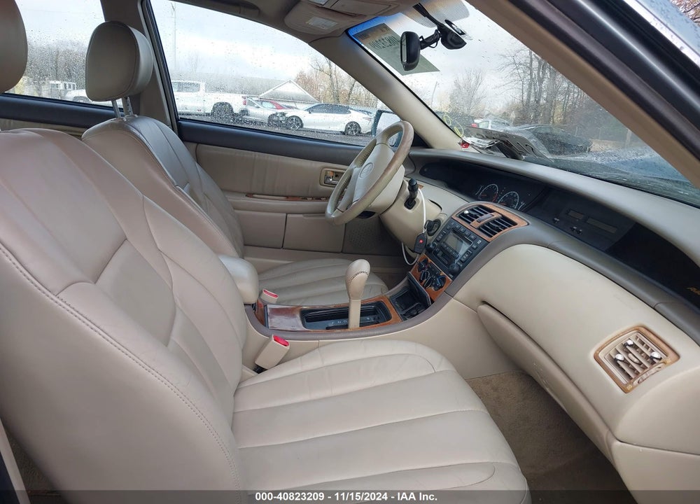2001 TOYOTA AVALON XL VIN: 4T1BF28B01U152634