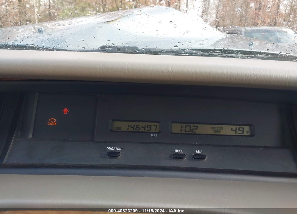 2001 TOYOTA AVALON XL VIN: 4T1BF28B01U152634