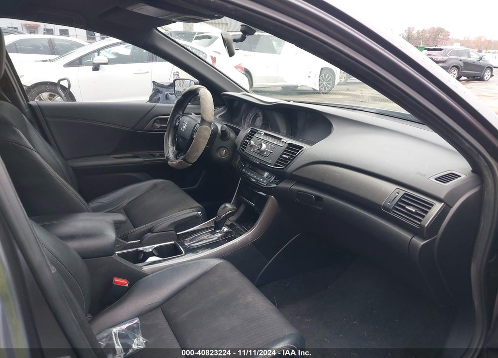 2017 HONDA ACCORD SPORT VIN: 1HGCR2F59HA122820