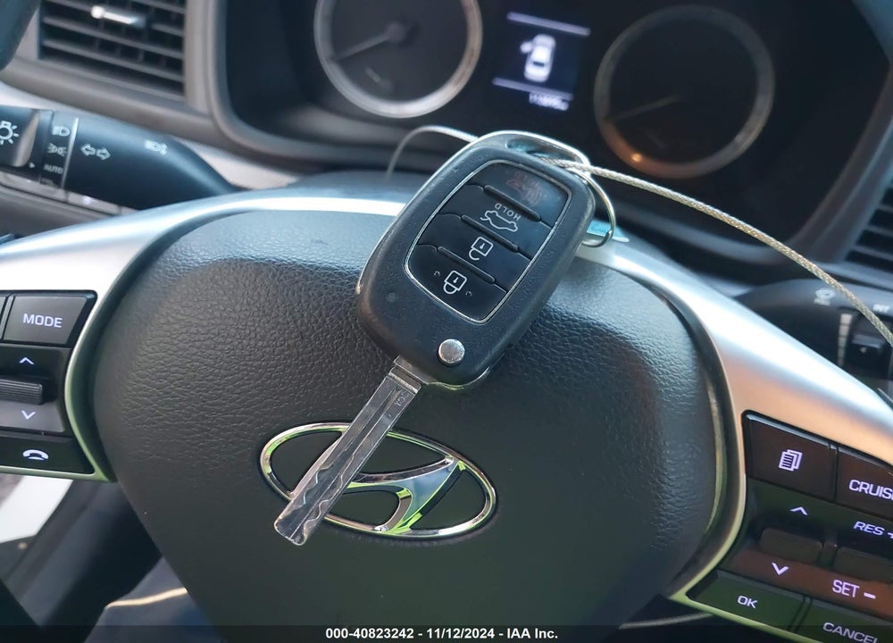 2019 HYUNDAI SONATA VIN: 5NPE24AF1KH761930