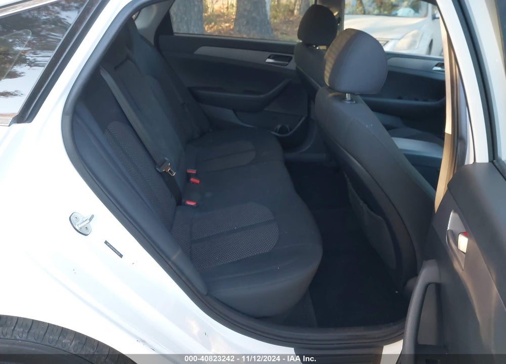 2019 HYUNDAI SONATA VIN: 5NPE24AF1KH761930