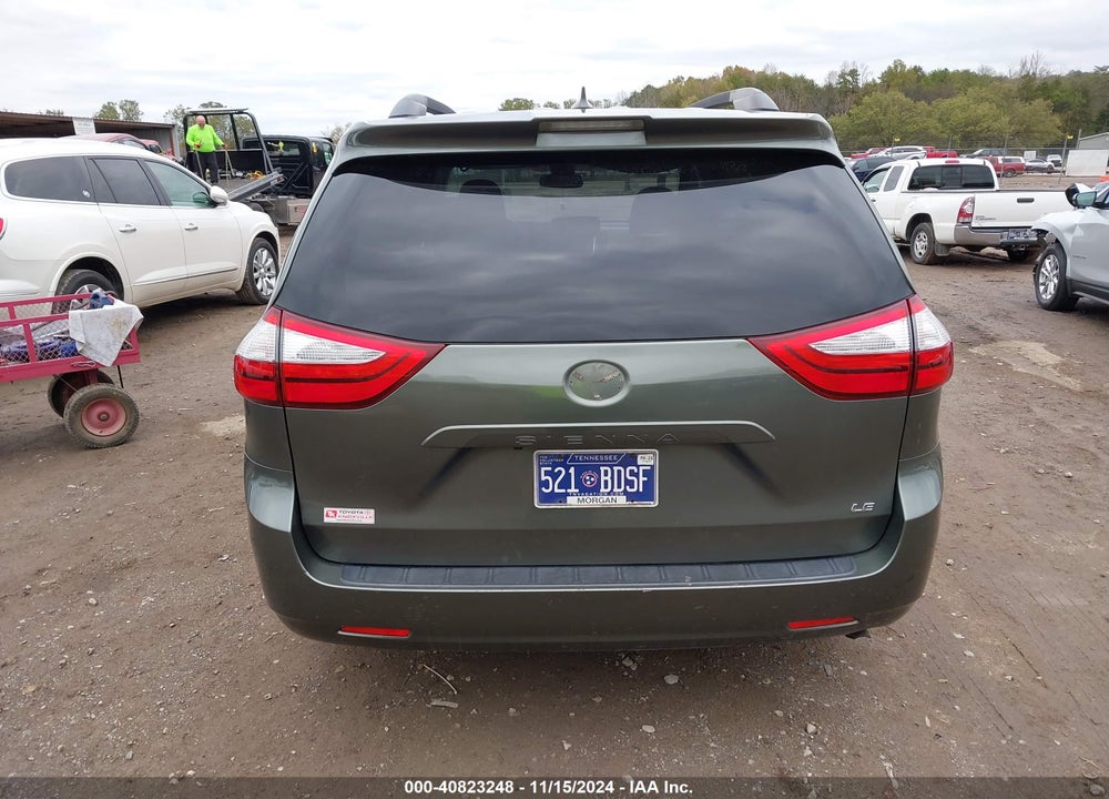 2019 TOYOTA SIENNA LE 8 PASSENGER VIN: 5TDKZ3DC0KS014873