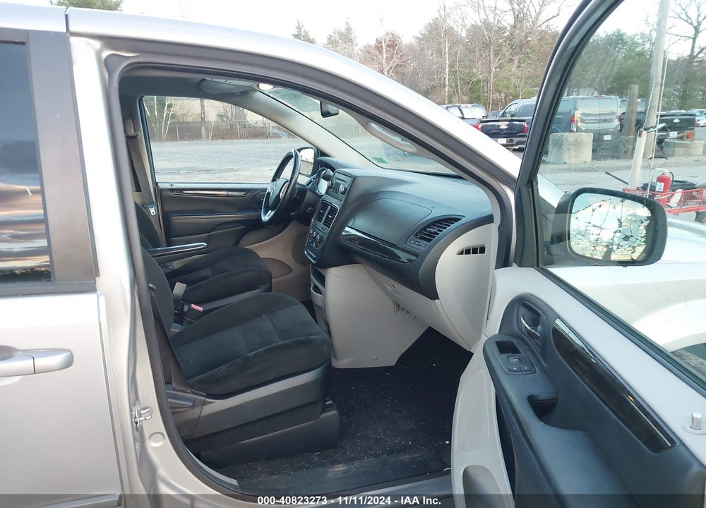 2016 DODGE GRAND CARAVAN SE VIN: 2C4RDGBG2GR401130